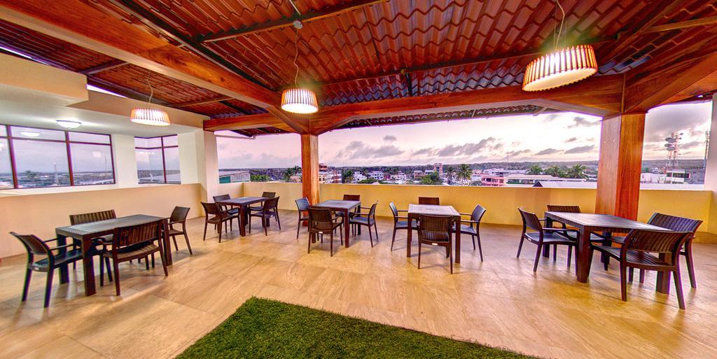 Hostal Espana Puerto Ayora  Exteriör bild